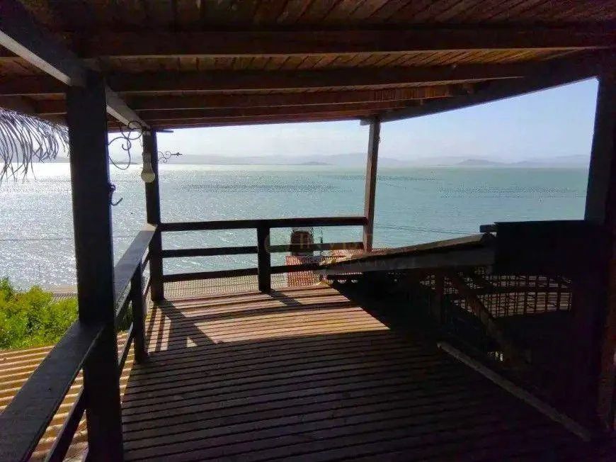 Casa com piscina e vista permanente para o Mar no Ribeirão da Ilha. - Foto 4