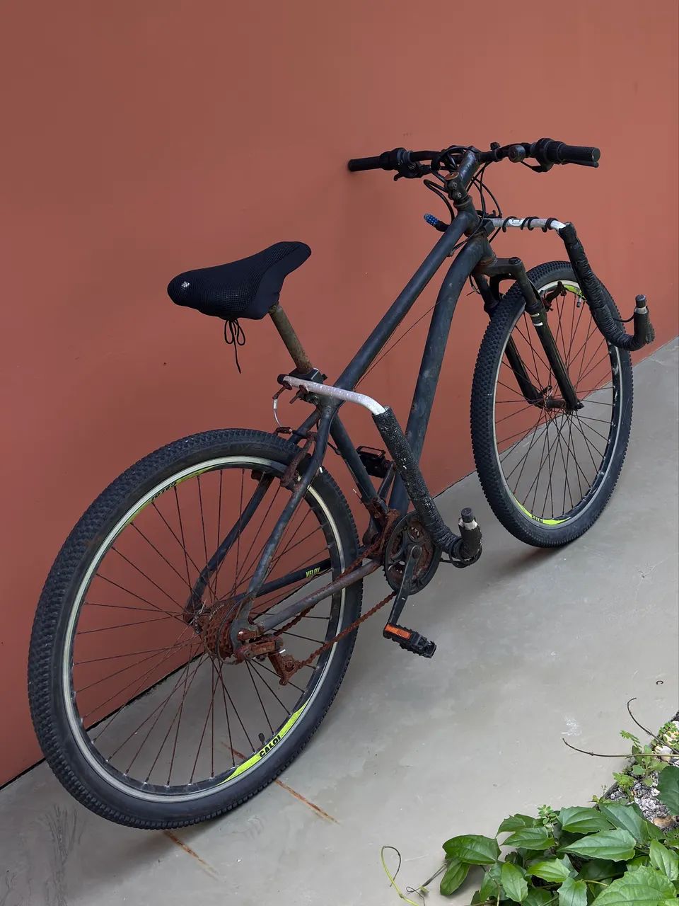 Bike com suporte prancha surf - Foto 2