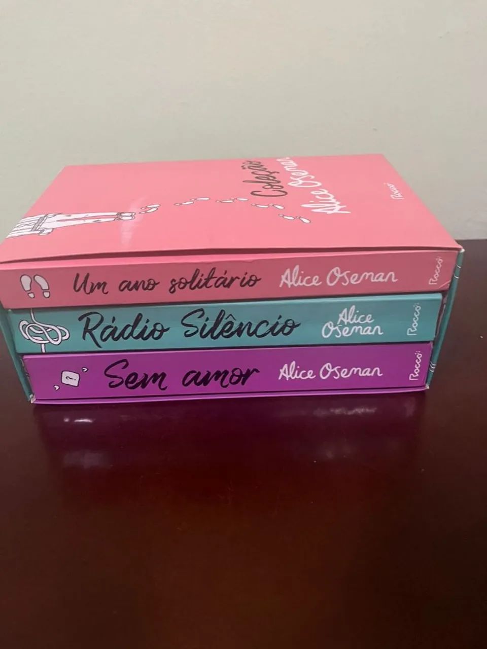 Box Coleção Alice Oseman.