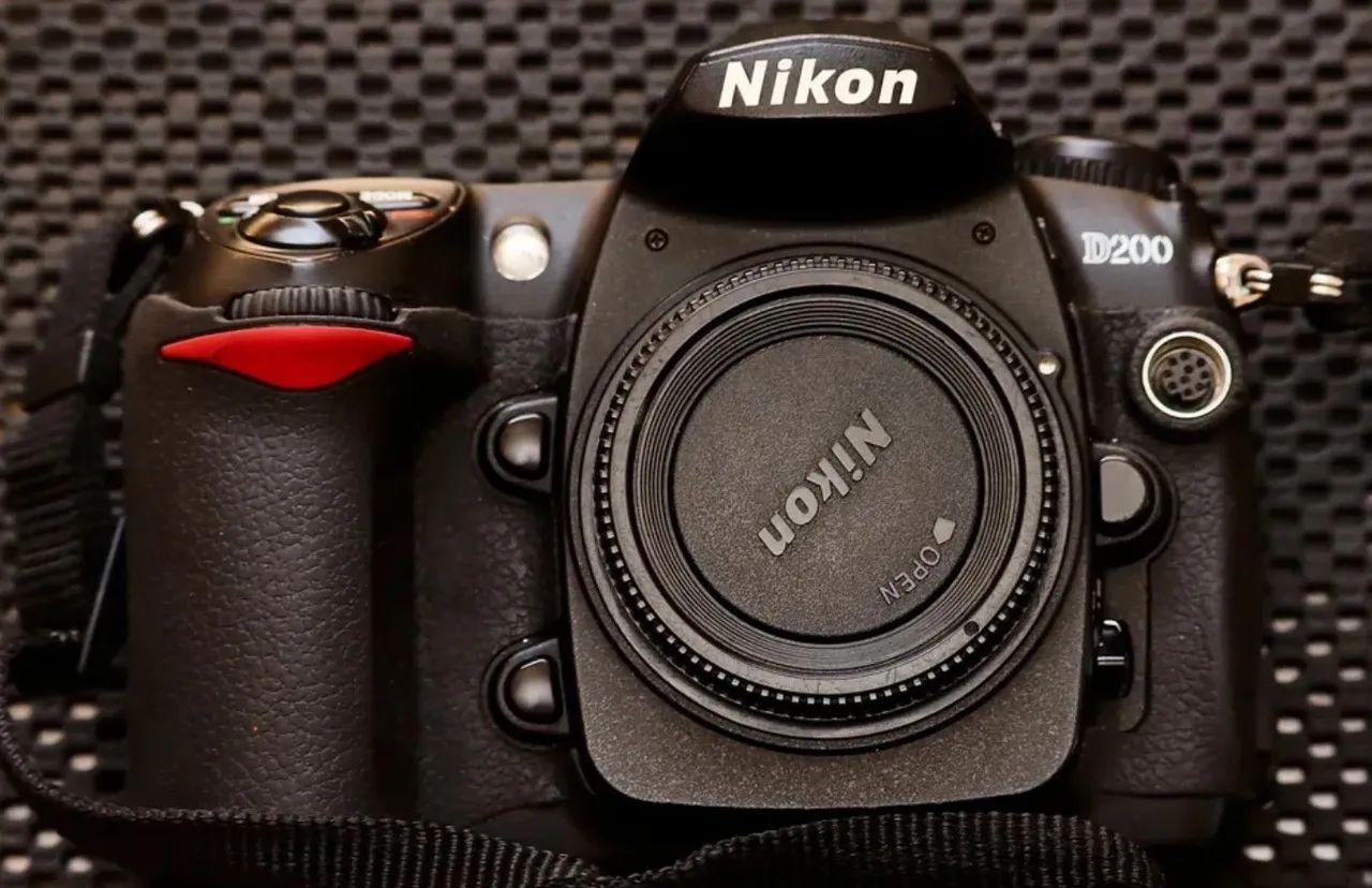 Nikon D200  - Foto 4