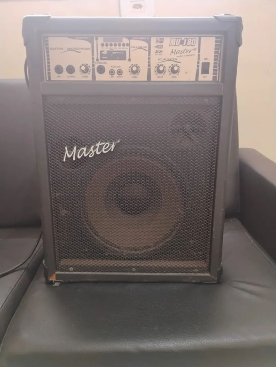 Caixa de som Master Modelo m180F entrada Microfone e Guitar - Foto 3