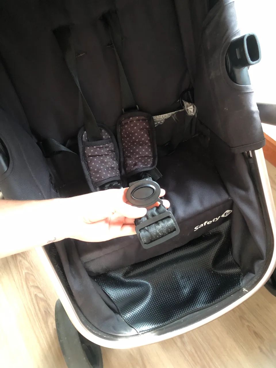 Carrinho e bebê conforto bebê de 0 até 15kg - Foto 2
