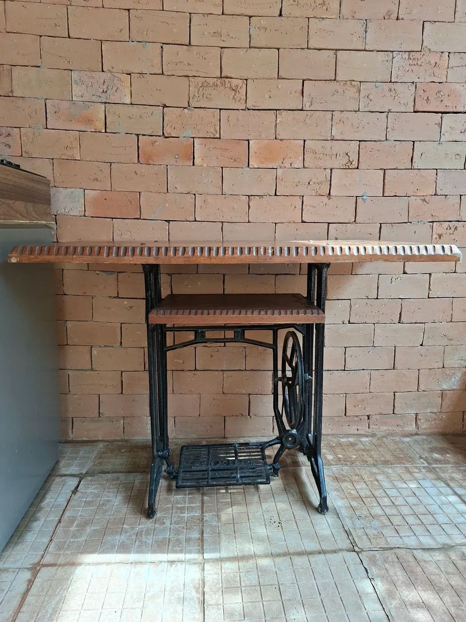 Mesa pé de máquina  - Foto 2