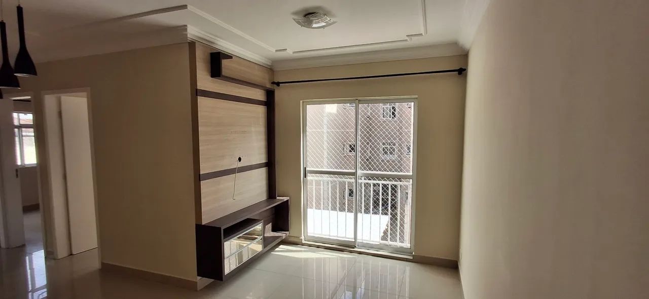 Alugo Apartamento 3 quartos