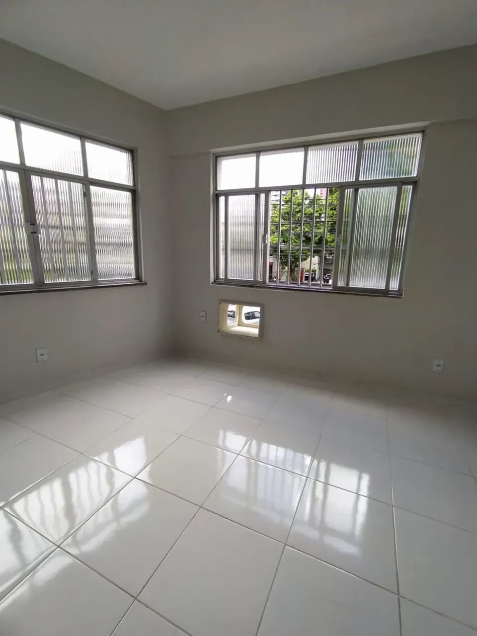 Imóvel para aluguel possui 100 m² com 4 quartos em Umarizal - Belém - PA - Foto 5