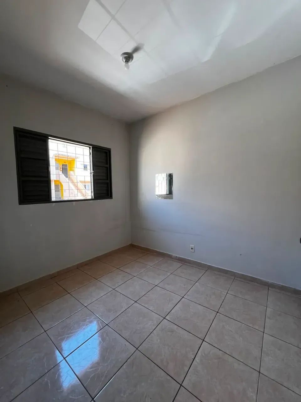 Apartamento Térreo 2/4 Sem Entrada em Valparaiso - Foto 5