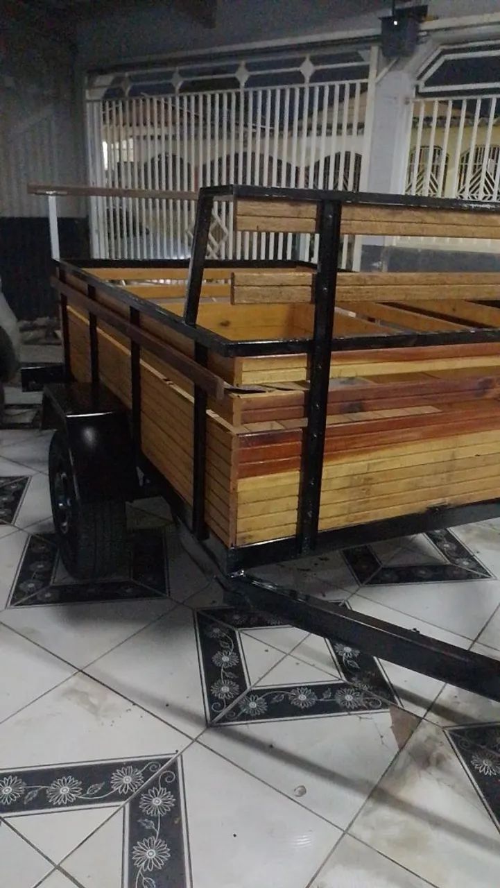 Carreta nova para carro
