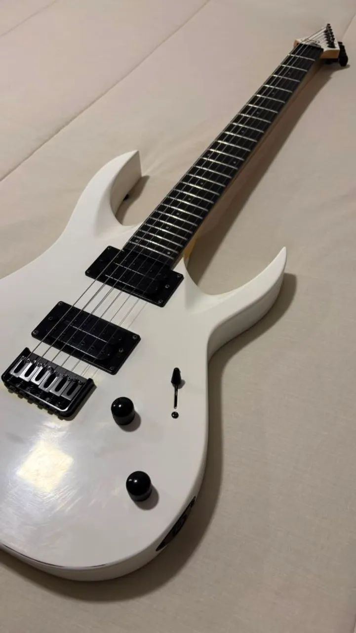 GUITARRA S SOLAR AB4 6W - Foto 3