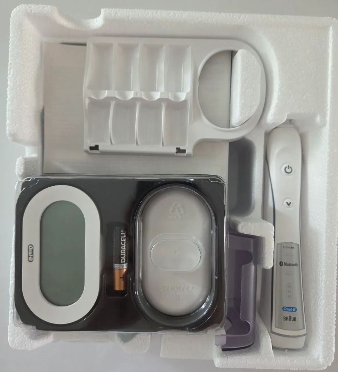 Escova de dentes elétrica Oral-B Smartseries 5000 - Foto 3