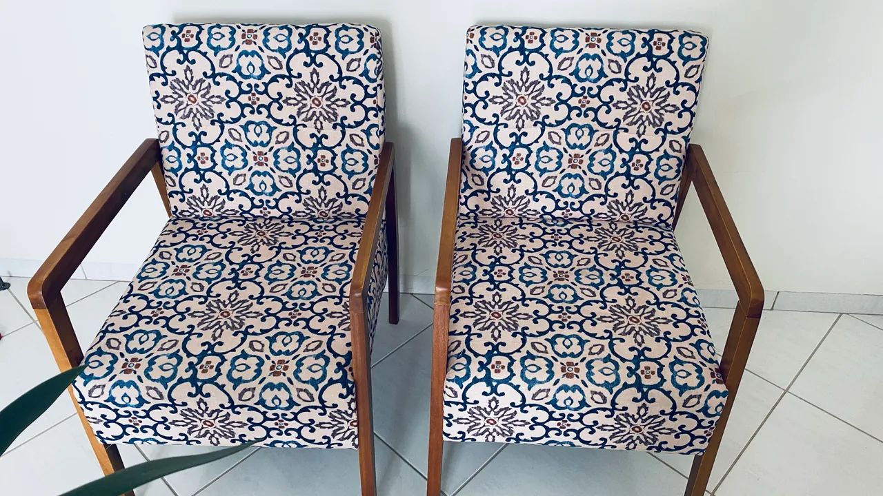 Vendo 2 poltronas novas