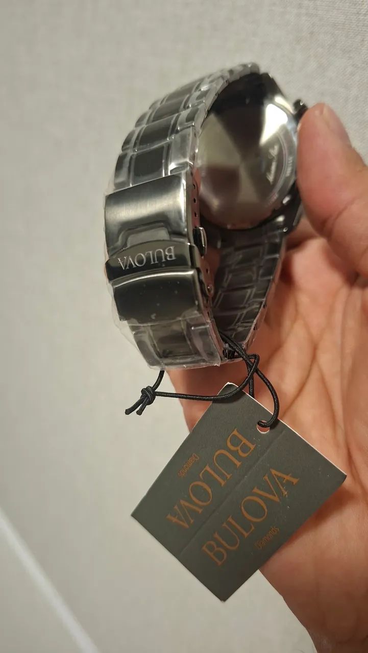 Relógio bulova vermelho  - Foto 3