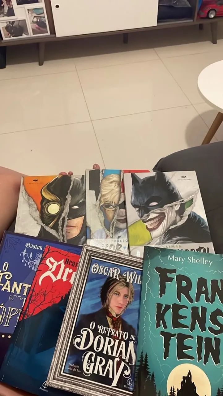 Vendo pacote com 11 livros diversos  - Foto 3