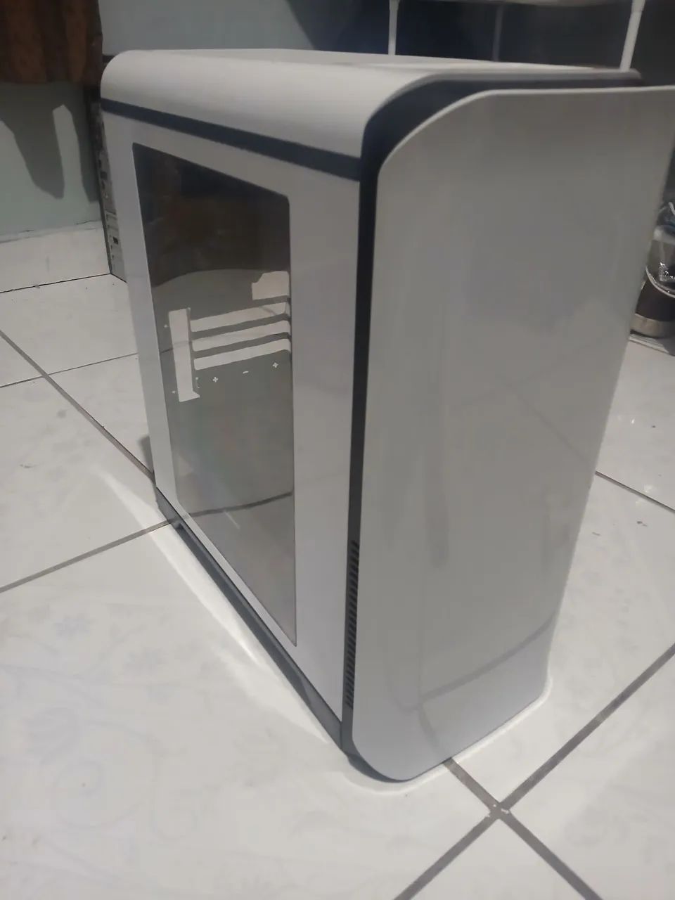 Gabinete branco