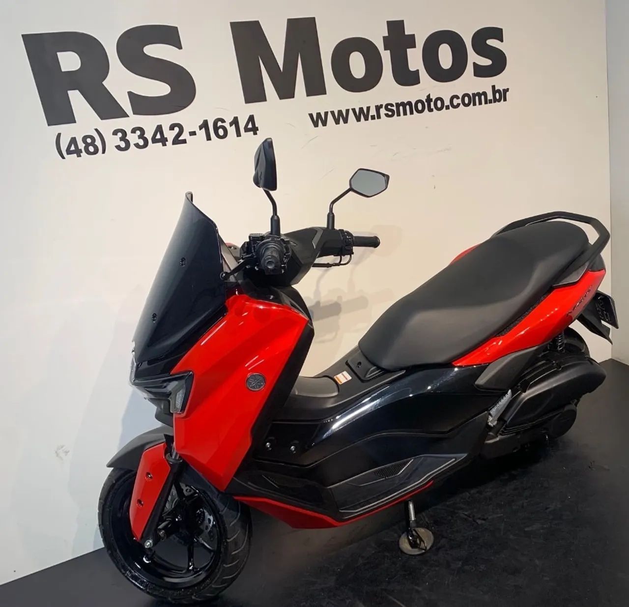 NMAX Connected 160 ABS - Foto 4