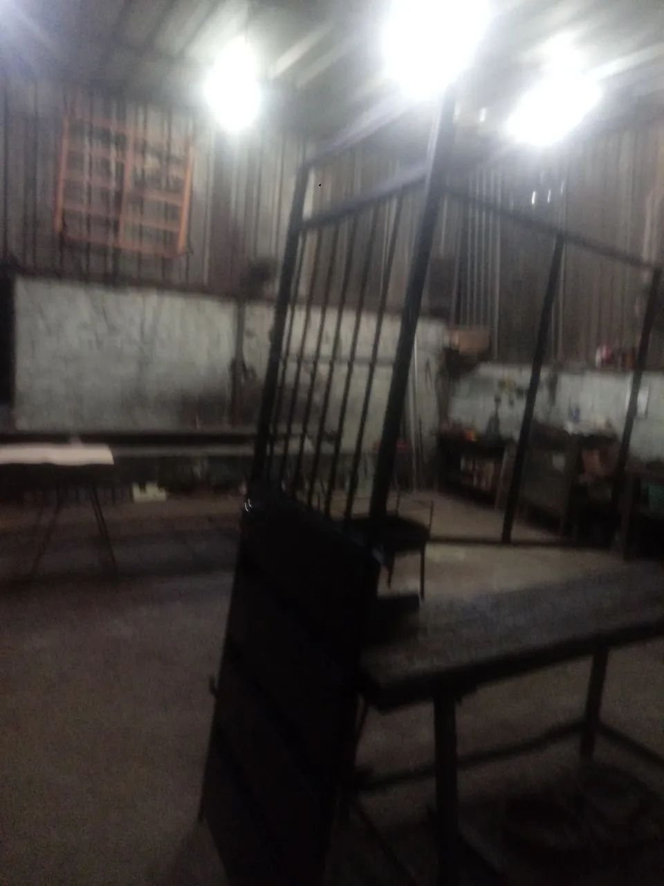 Porta nova com portiola forte