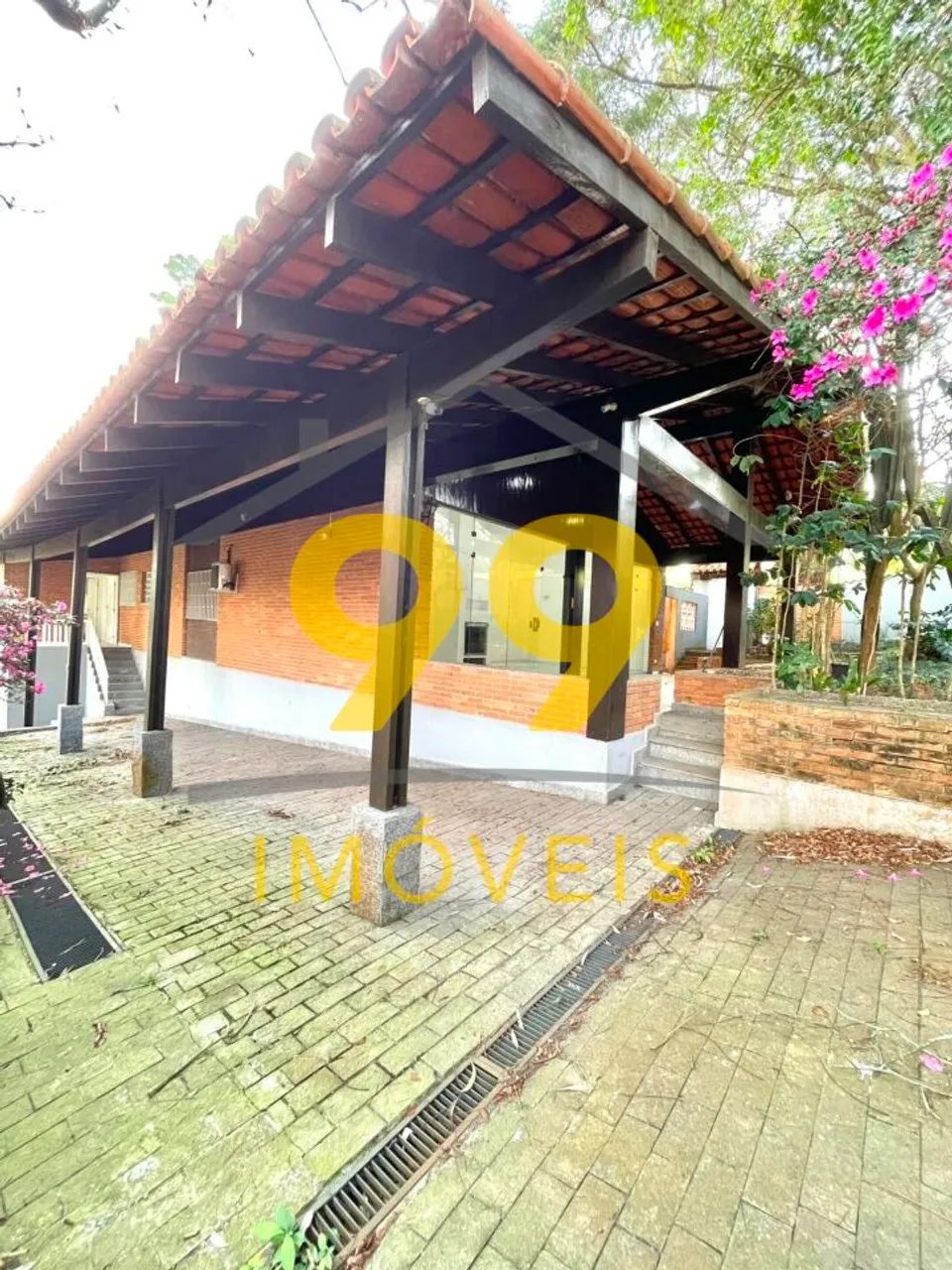 Casa Reformada com 5 Dormitórios e Amplo Jardim no Jardim Marajoara - Foto 5