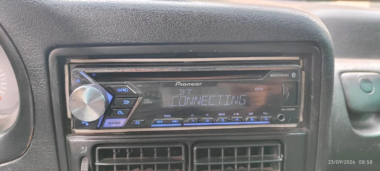 Vendo toca cd Pioneer mixtrax com bluetooth  - Foto 2