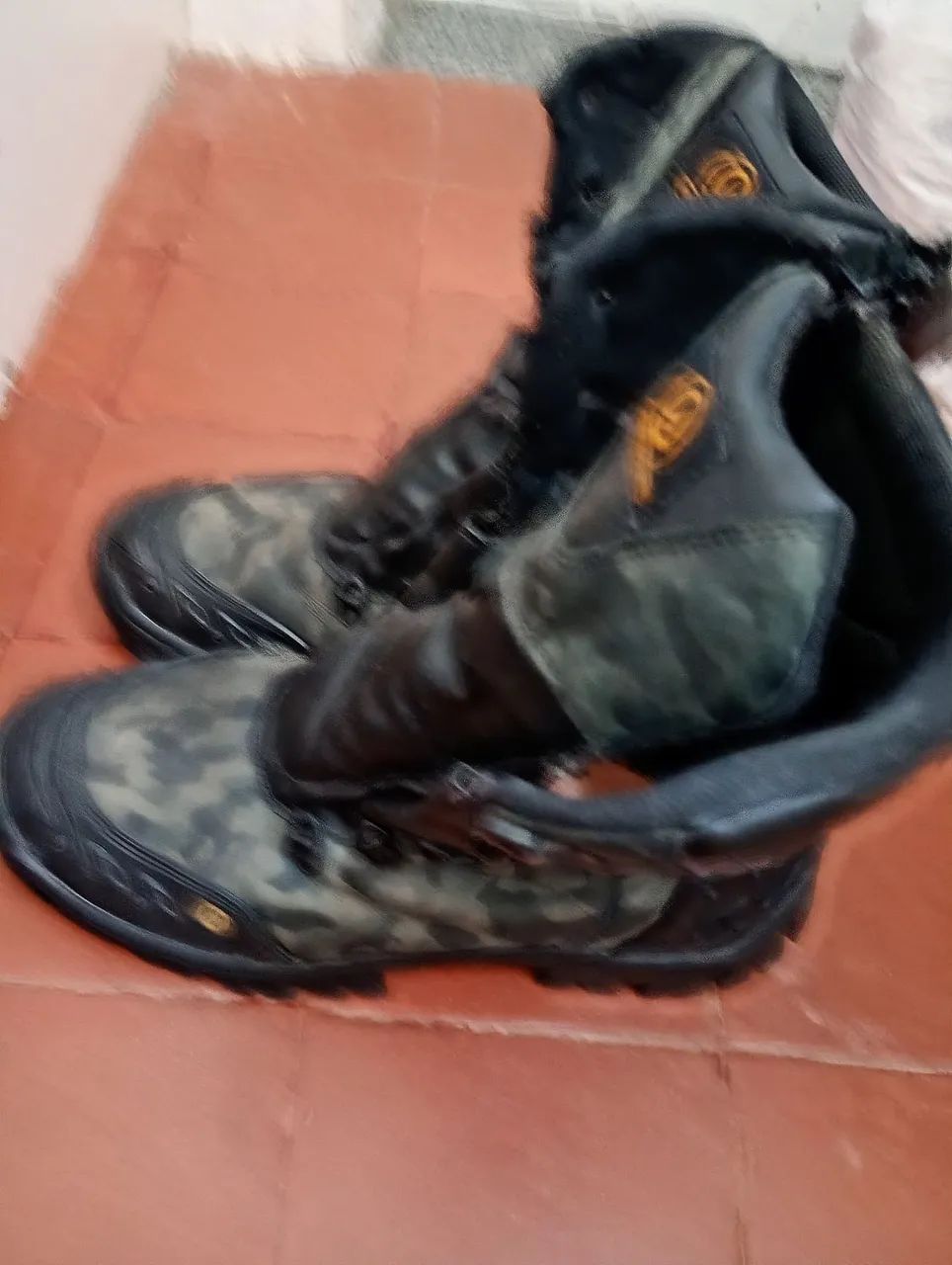 Coturno da Master Boots semi novo ! - Foto 3