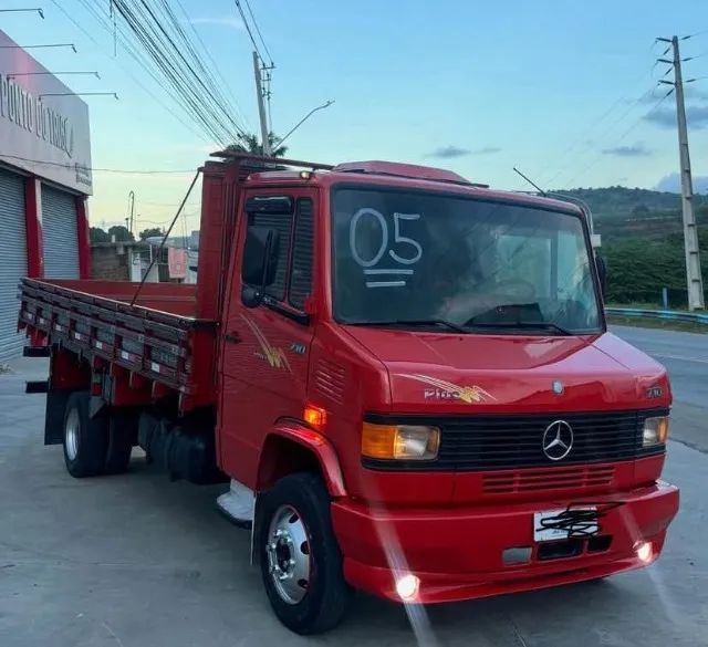 MB 710 plus 2005 