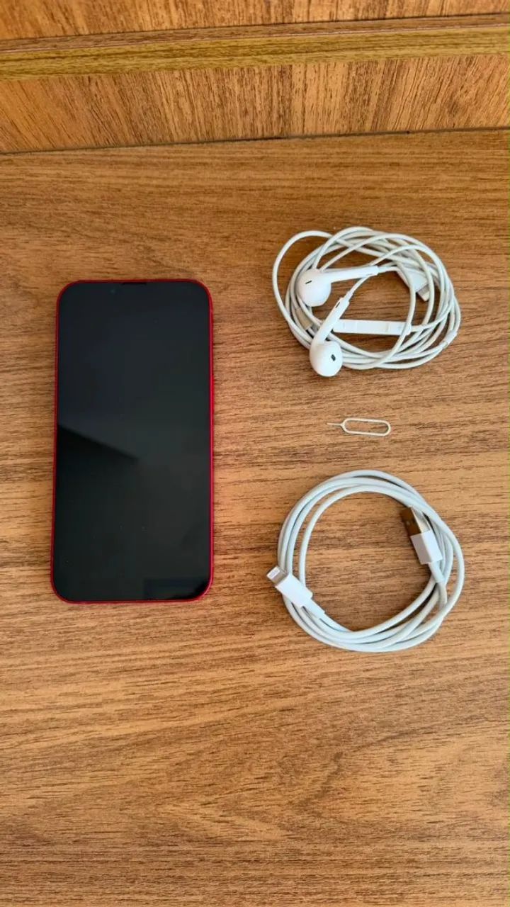 Iphone 13 - 256GB - Vermelho + acessórios - Celulares e