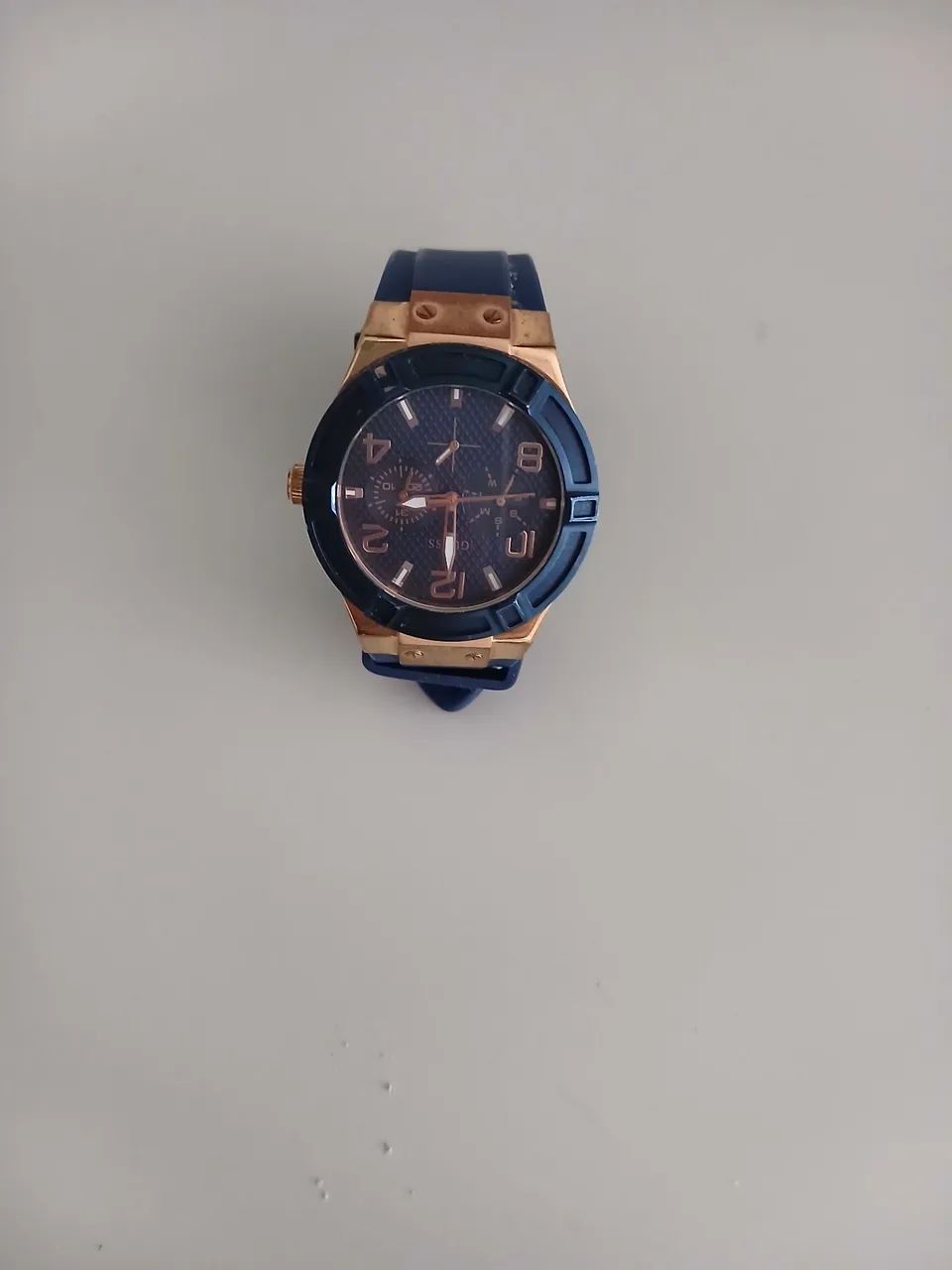 Relógio guess lindo  - Foto 2