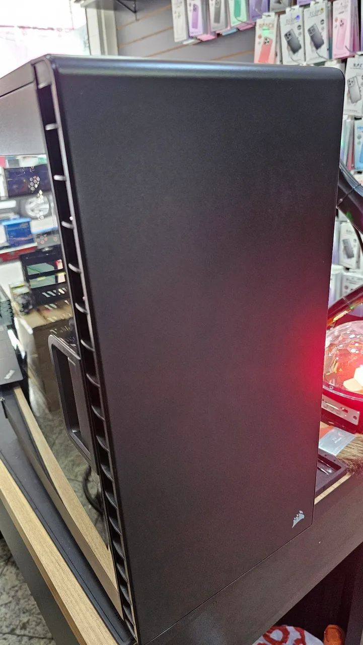 Gabinete Corsair Mid Tower - Foto 2