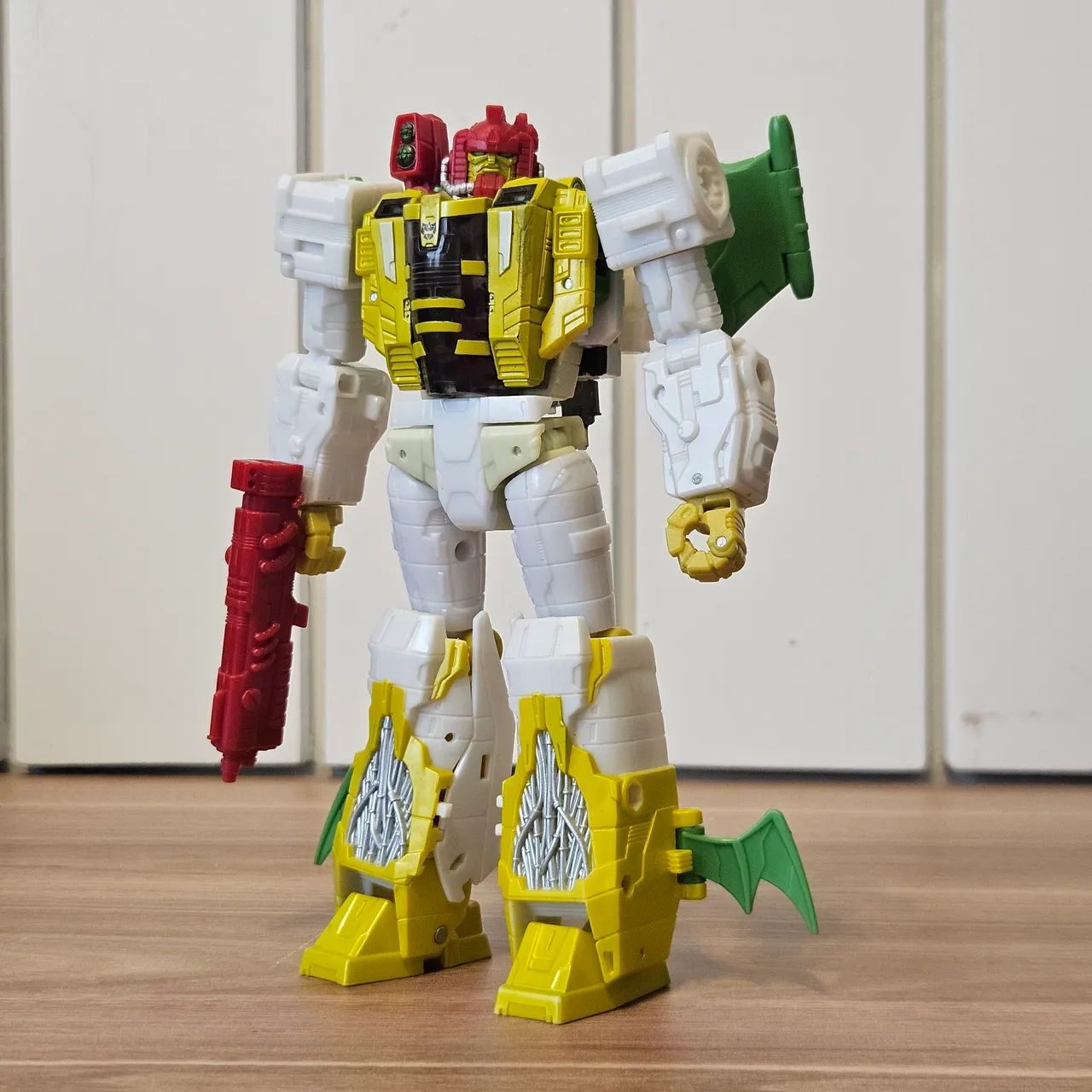 TRANSFORMERS LEGACY JHIAXUS (USADO)