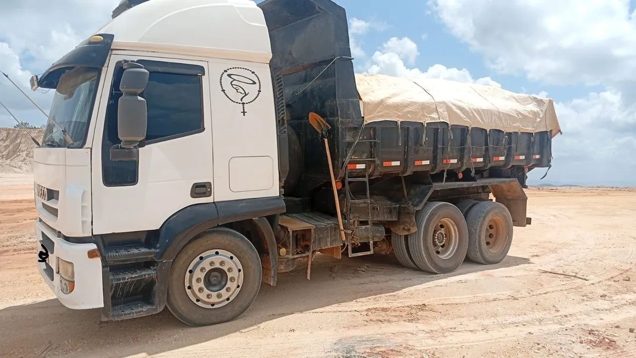 Caçamba Iveco  - Foto 3