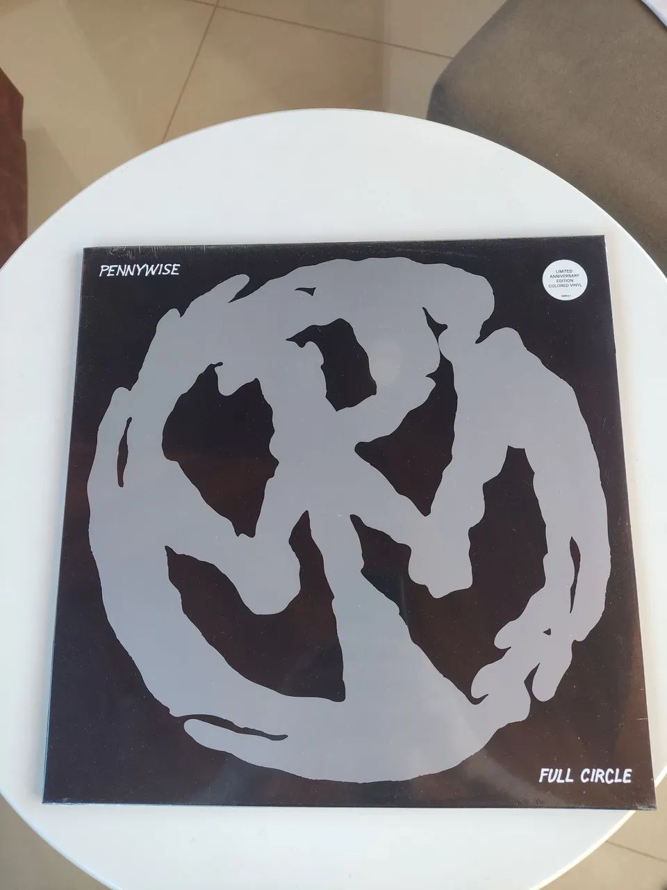 Vinil Pennywise - Full Circle