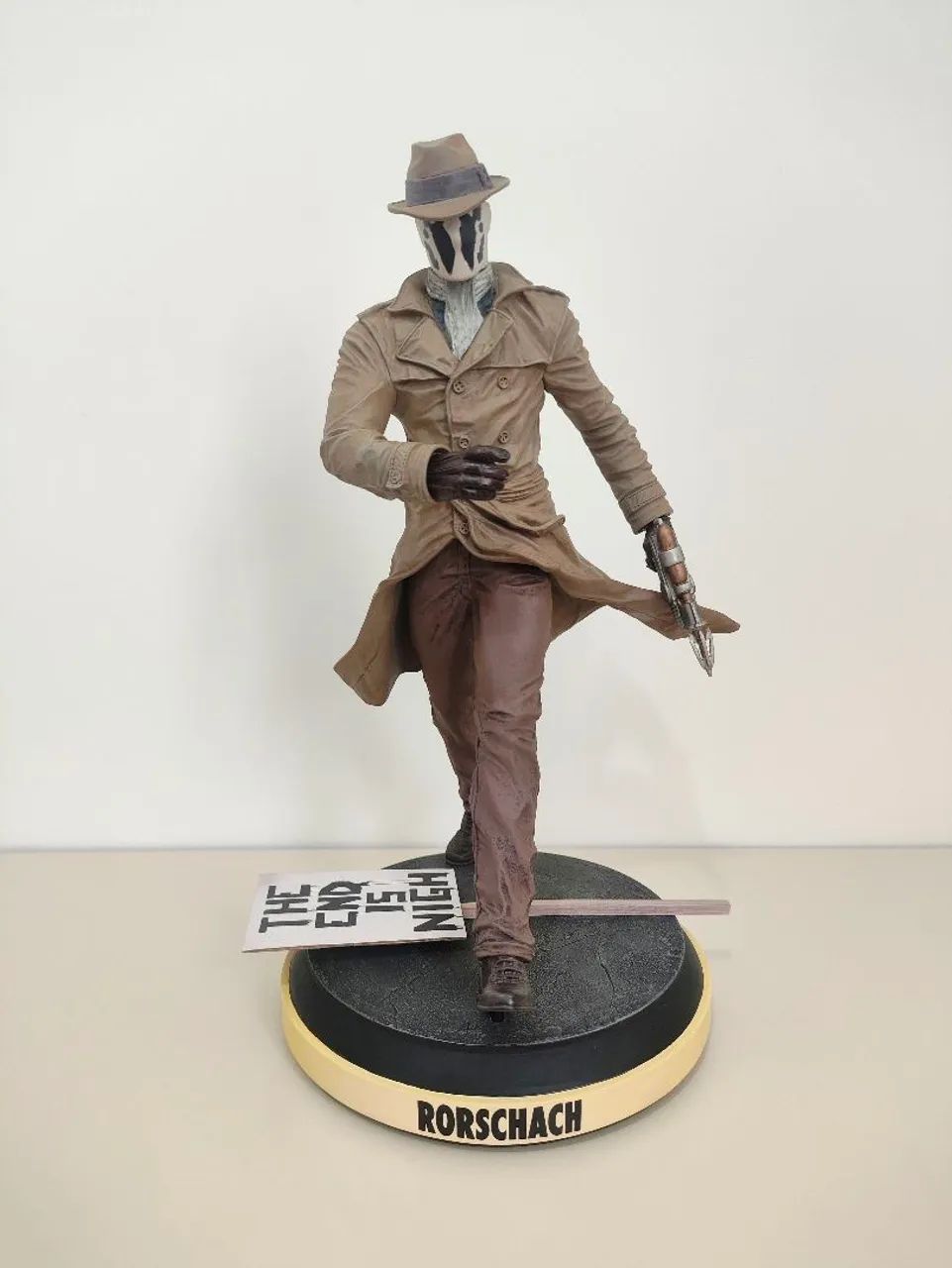 Rorschach (Before Watchmen) 1/6 + relógio - Foto 5