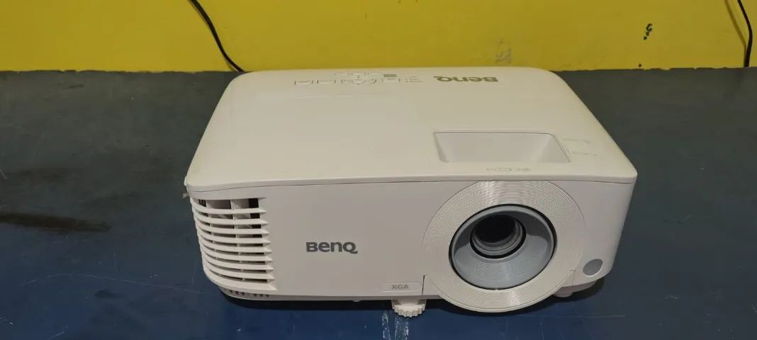 Projetor BENQ MX550 - 3600 Lumens (usado)