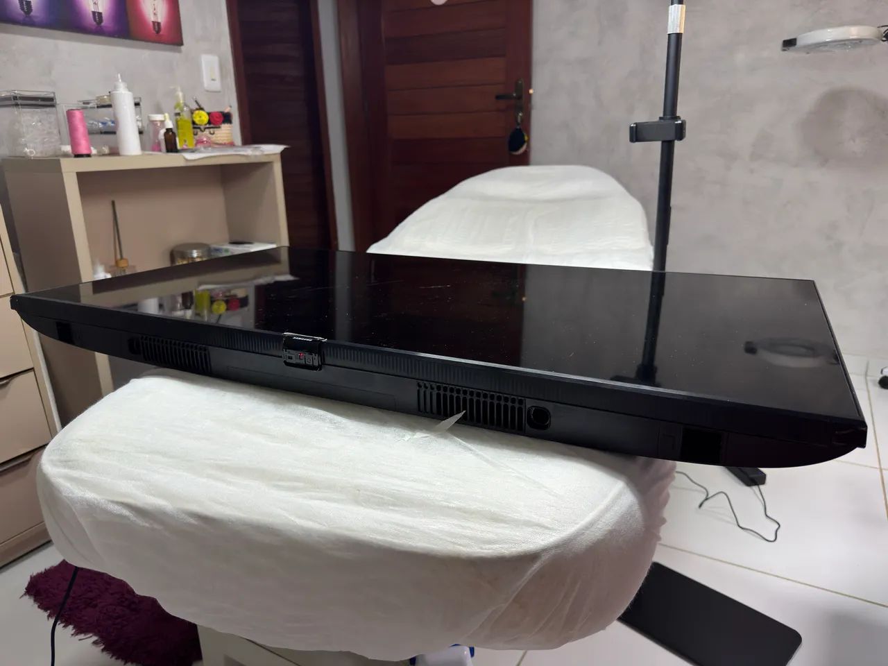 TV SAMSUNG 43 Polegadas Crystal MODELO: UN43CU7700G ( RETIRADA DE PEÇAS)  - Foto 5