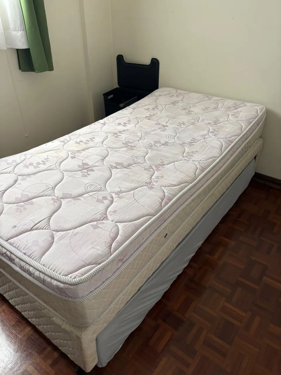 Cama de solteiro dupla retrátil 