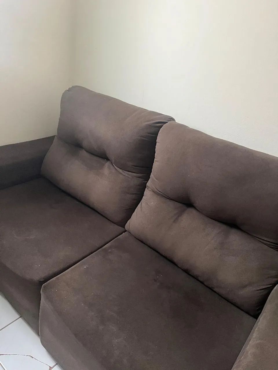 Sofá retrátil 2,10m marrom escuro