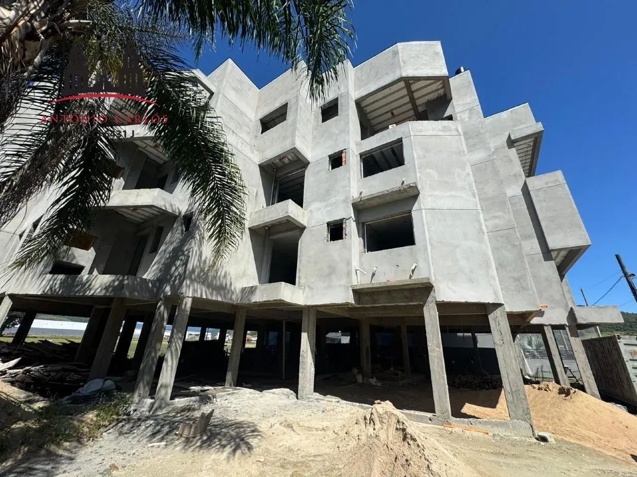 Lançamento em Antônio Carlos- Apartamento de 02 e 03 Dormitórios, no Centro - Foto 4
