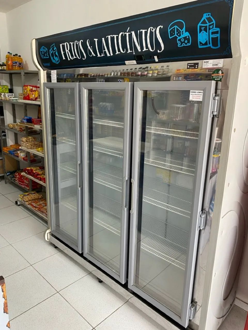 Expositor refrigerador frios - Foto 2