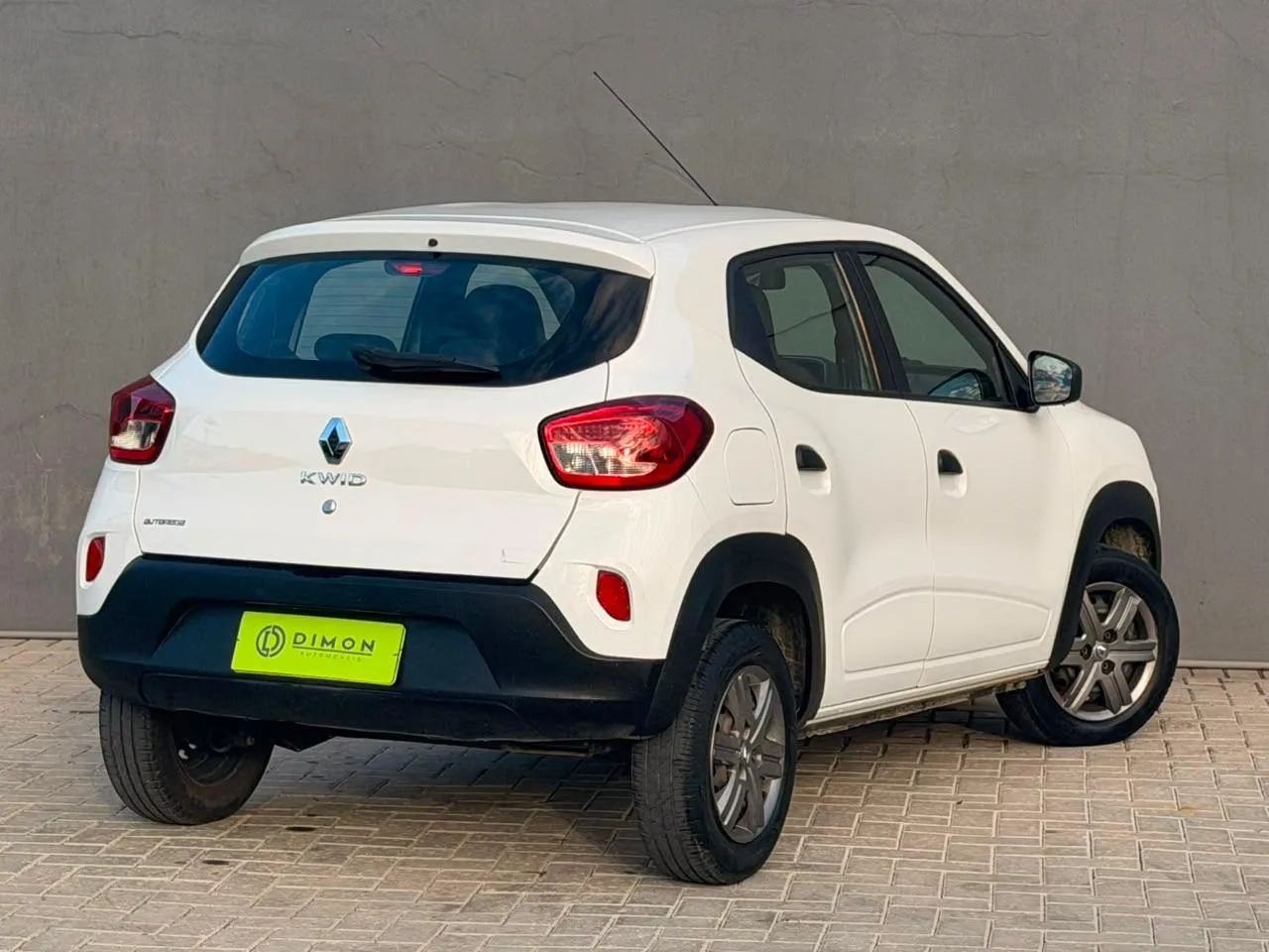 Renault Kwid Zen 1.0 Flex 12V 5P Mec. 2023 - Foto 3