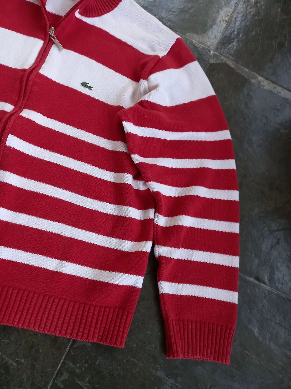 Lacoste Casaco creche impecável tamanho 5 - Foto 3