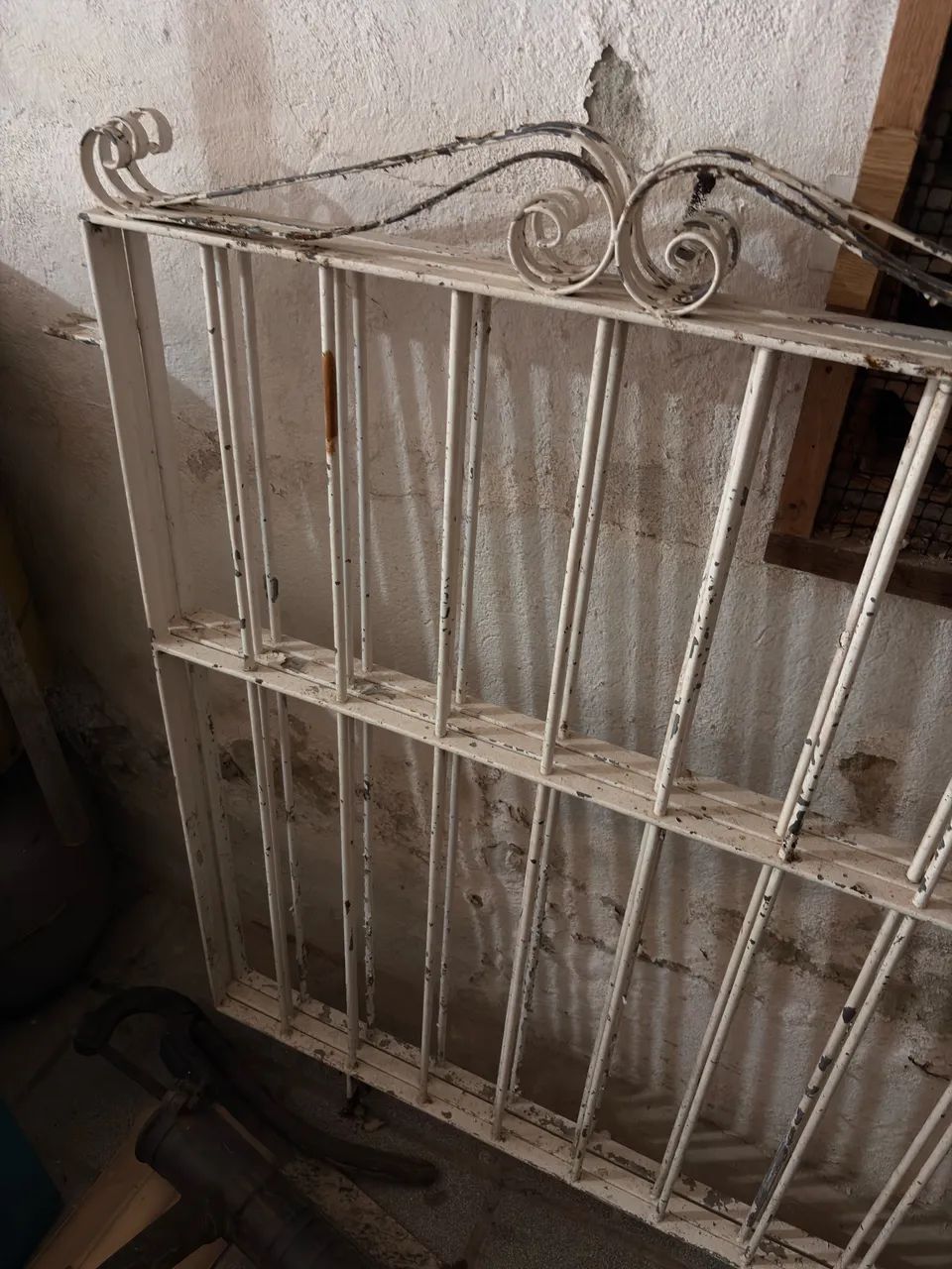 Vendo 3 grades de ferro  - Foto 4