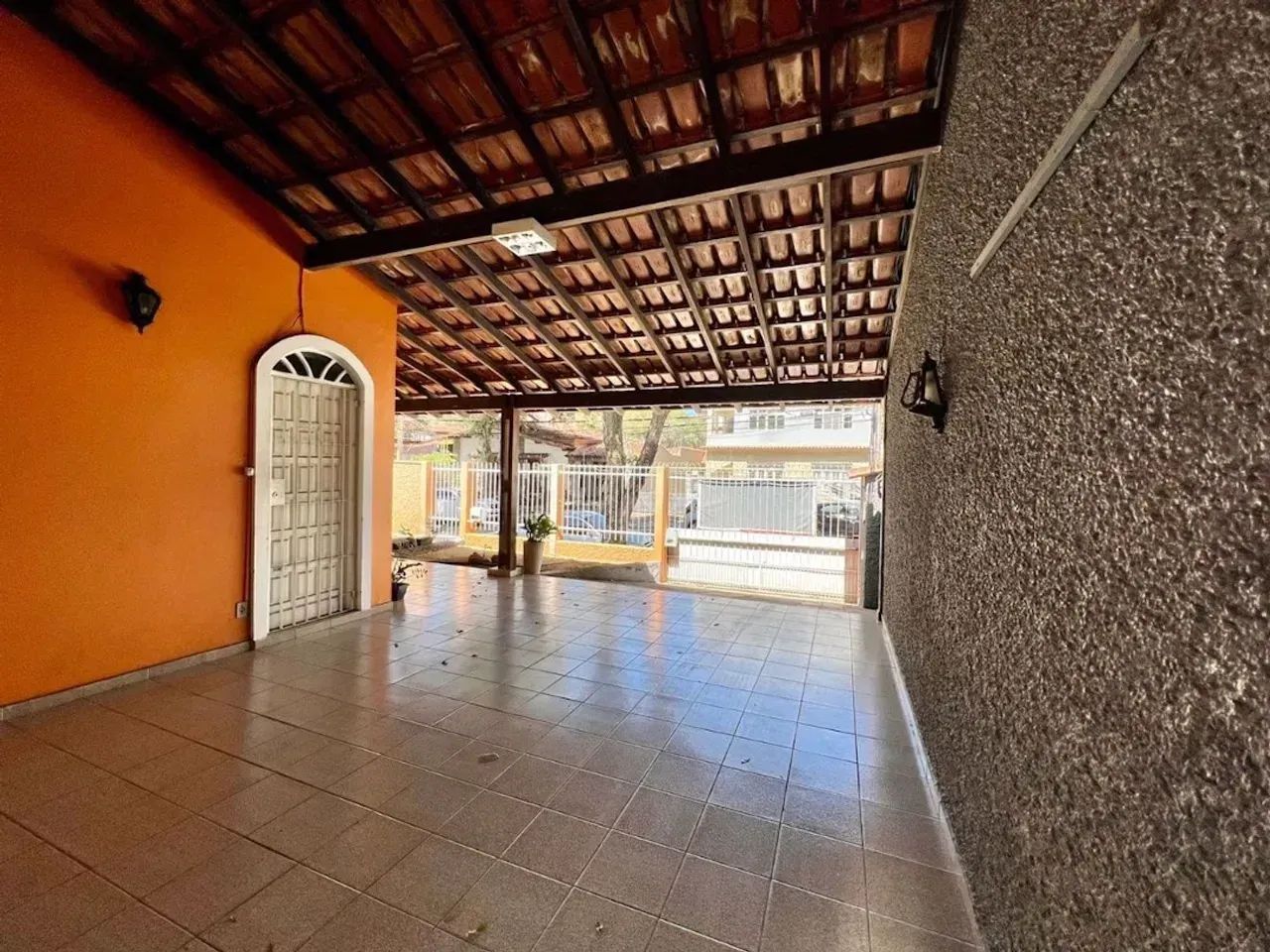 Alugo casa comercial com 250m² no Centro de Vila Velha - ES!! - Foto 2