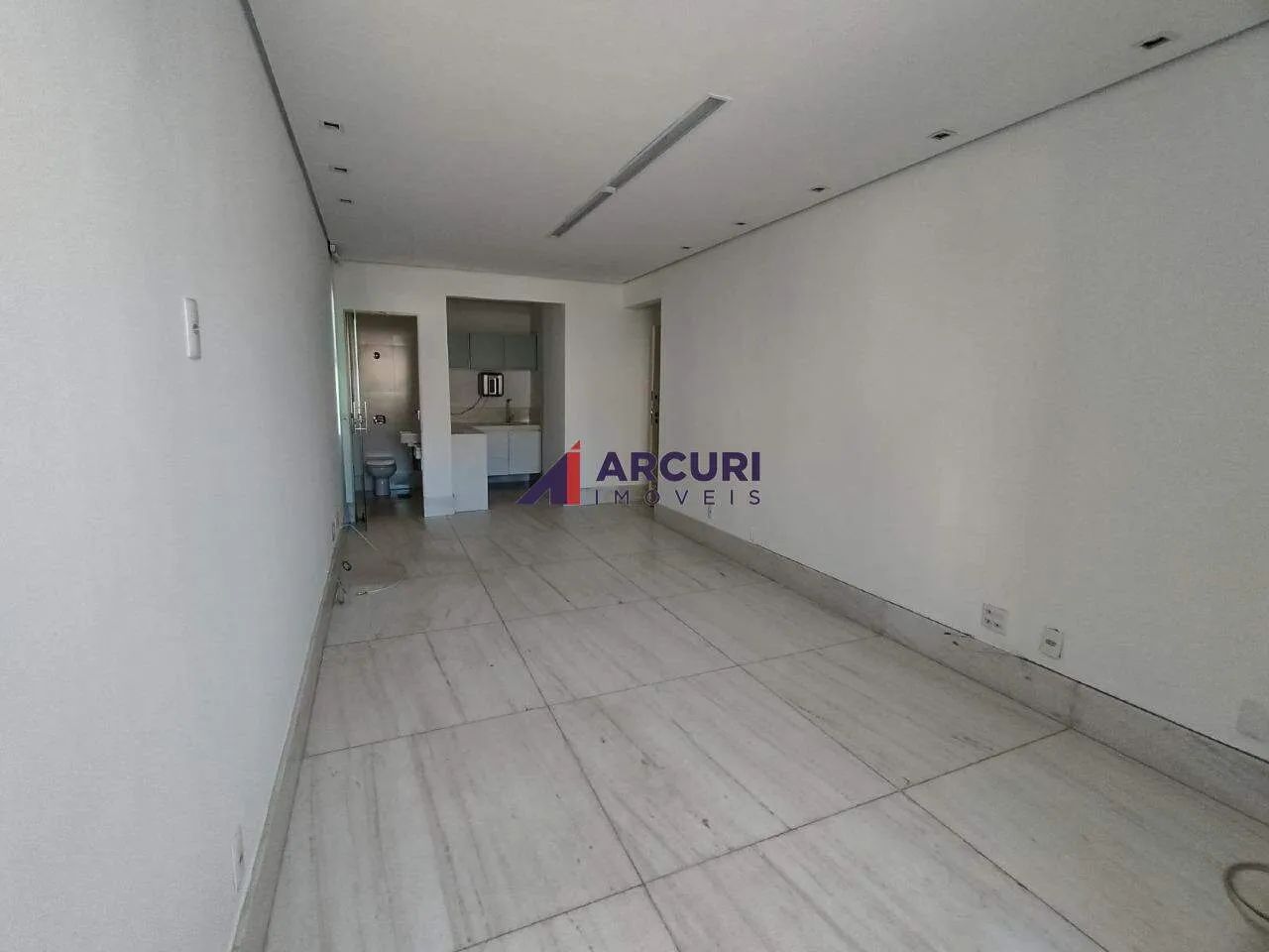 Sala Comercial 33m² - Savassi (BH) - Venda