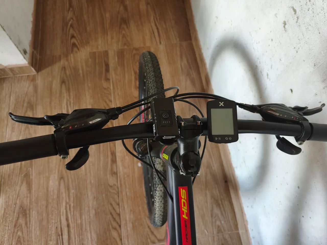 Bicicleta Oggi HDS 2024 Semi-nova - Foto 3