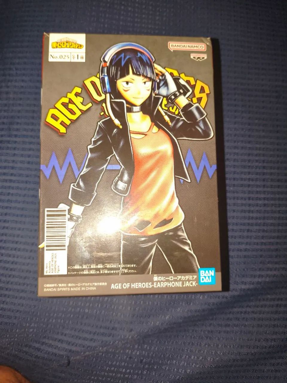 Action figure earphone Jack
