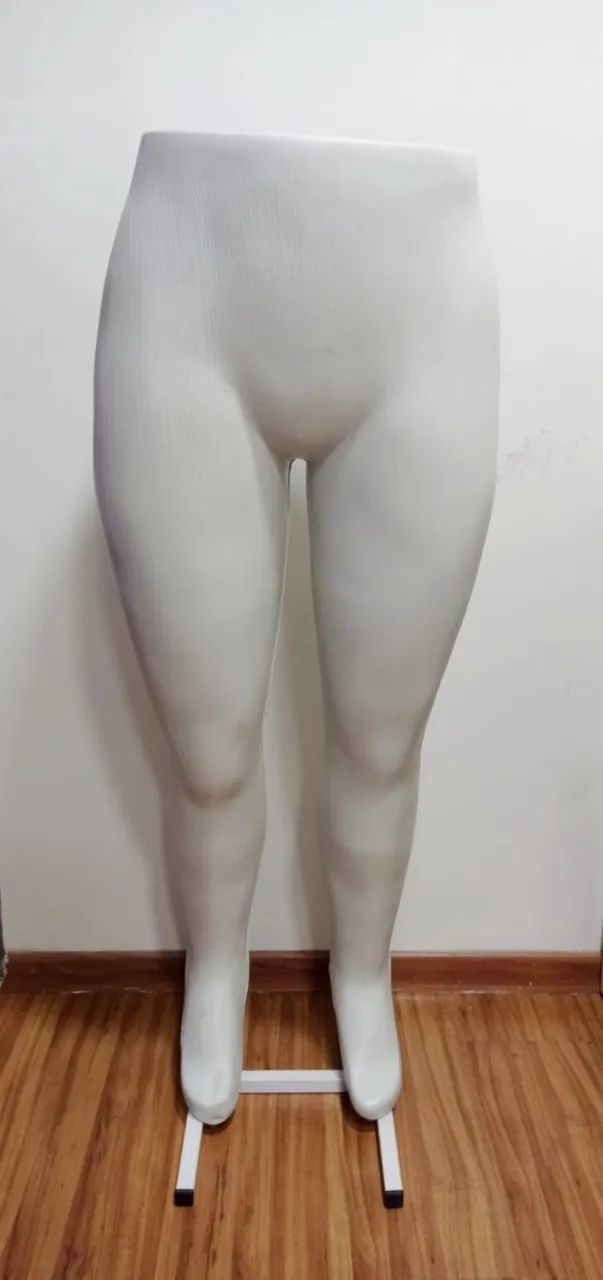 MANEQUIN