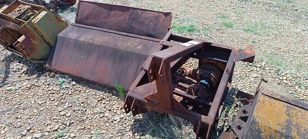 Implementos para trator - Foto 6