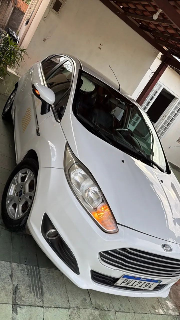Ford Fiesta Fiesta 1.6 16V Flex Aut. 5p 2015