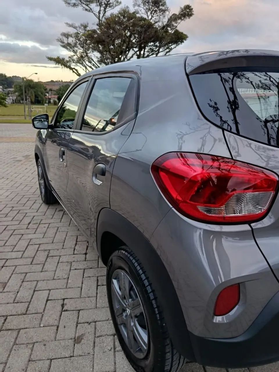 Renault Kwid Zen 1.0 Flex 12V 5P Mec. 2026 - Foto 4