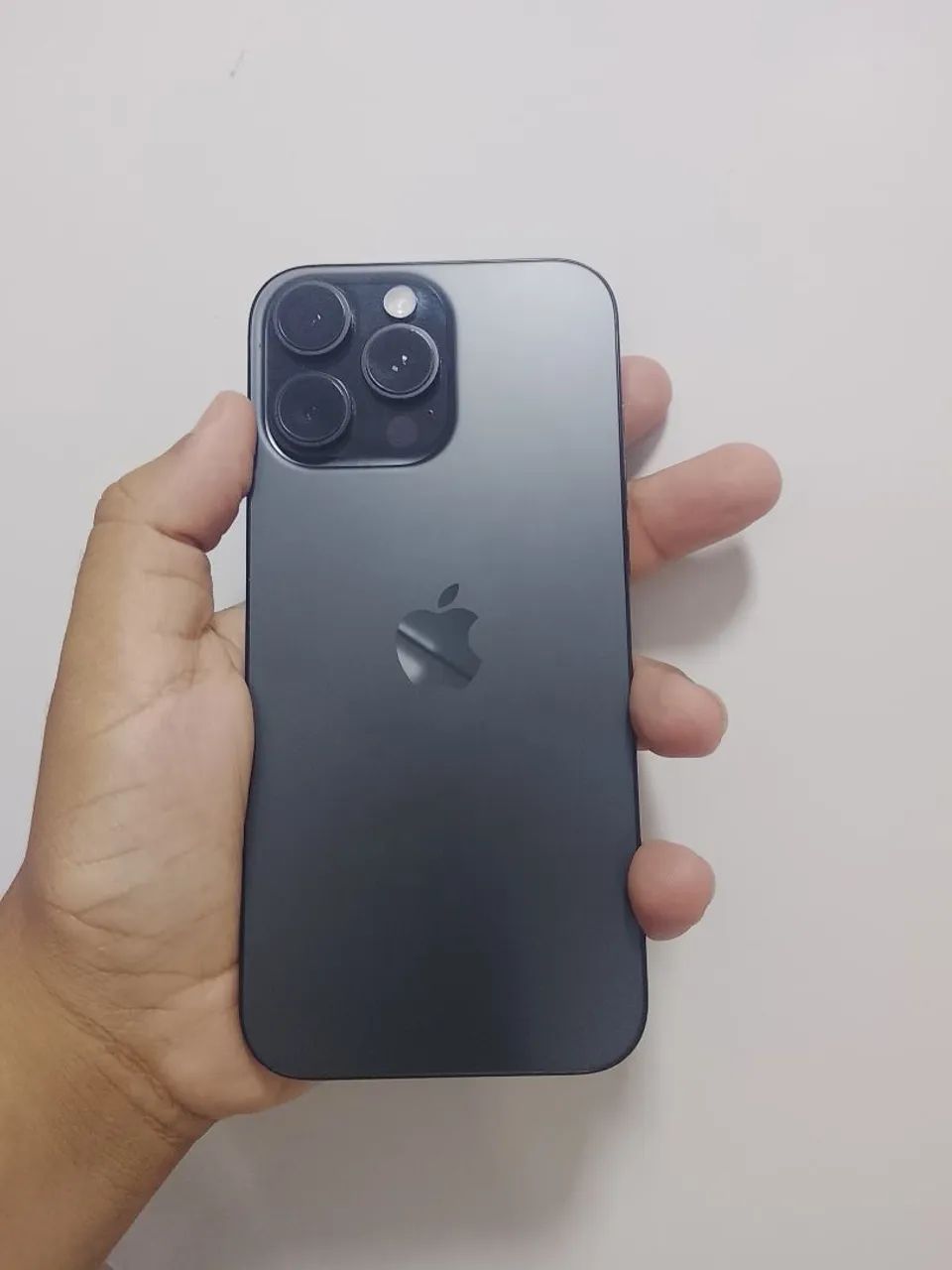 IPHONE 16 PRO MAX 256 GB VENDO OU TROCO 