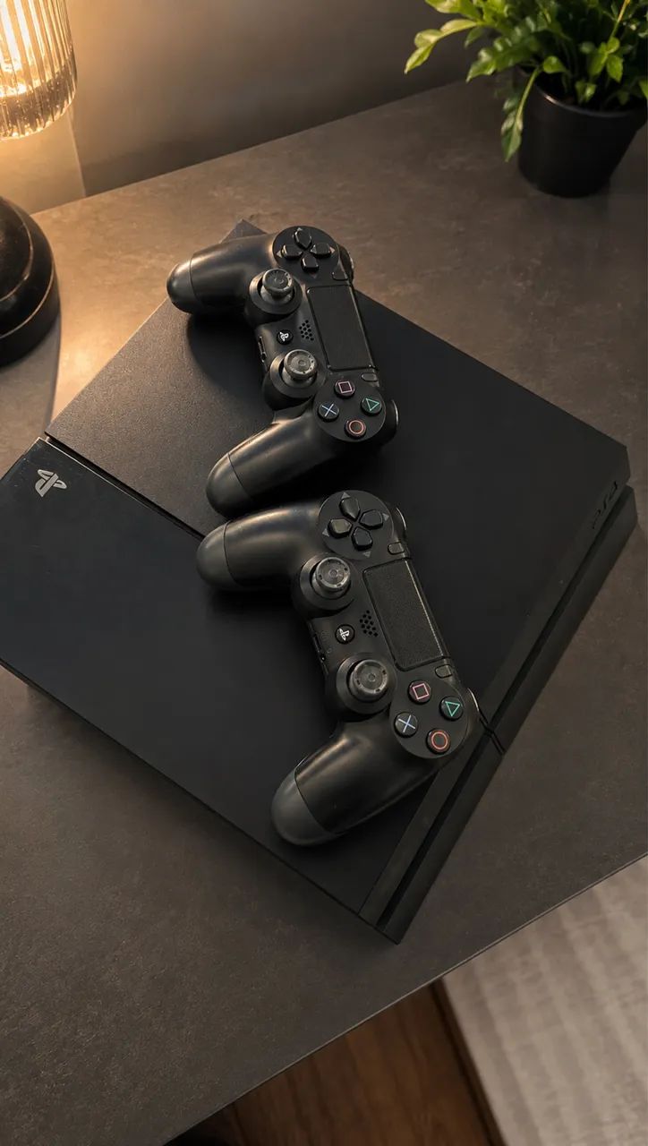 Playstation 4 fat e controle 