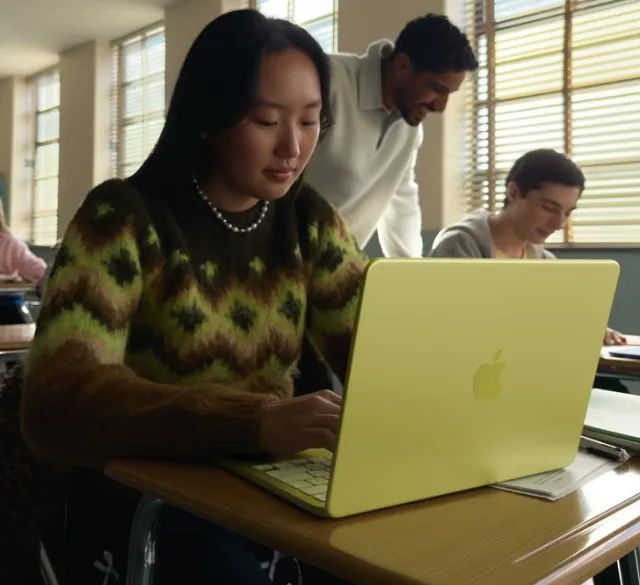 Mac Book Neo 13 - Foto 5